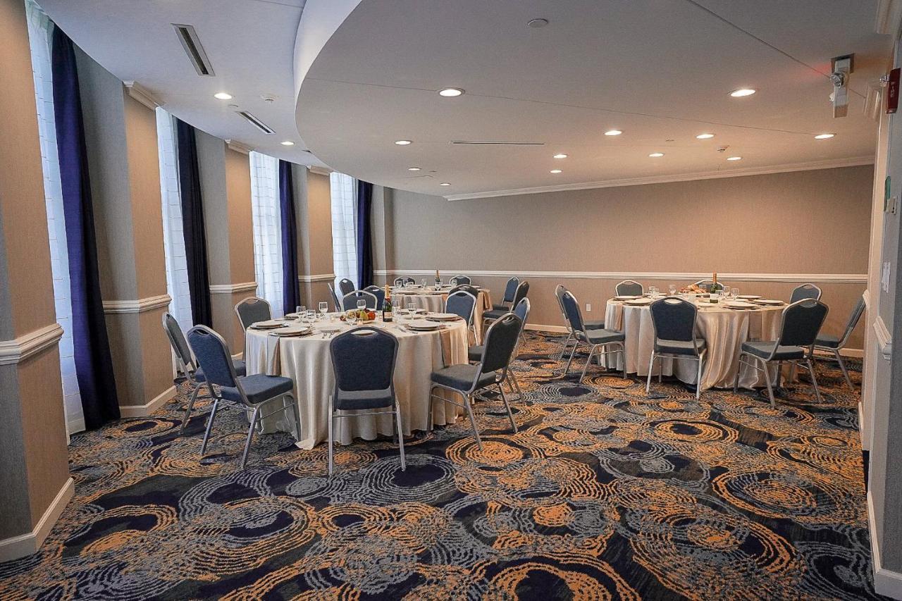 Hotel Crowne Plaza Cleveland At Playhouse Square By Ihg Exterior foto